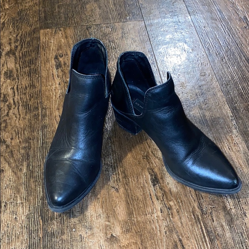 Steve Madden boots